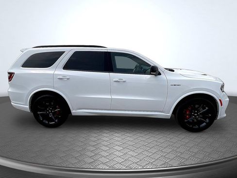 Used 2023 Dodge Durango R/T w/ Tow 'N Go Package AWD/4WD image 4