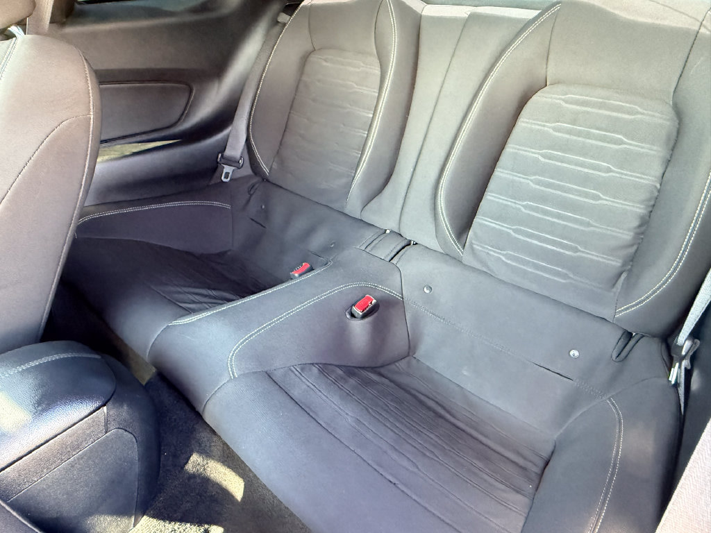 Used 2017 Ford Mustang GT RWD image 16