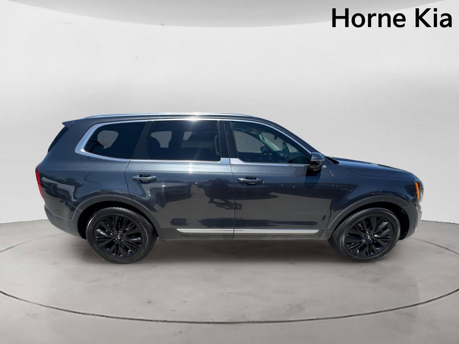 Used 2020 Kia Telluride SX w/ SX Prestige Package AWD/4WD image 3