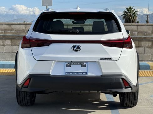New 2025 Lexus UX 300h FWD image 10