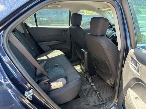 Used 2017 Chevrolet Equinox LS FWD image 17