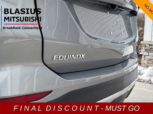 Used 2024 Chevrolet Equinox LT image 35