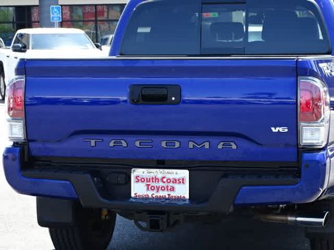 Certified 2023 Toyota Tacoma TRD Off-Road w/ TRD Premium Off Road Package AWD/4WD image 14