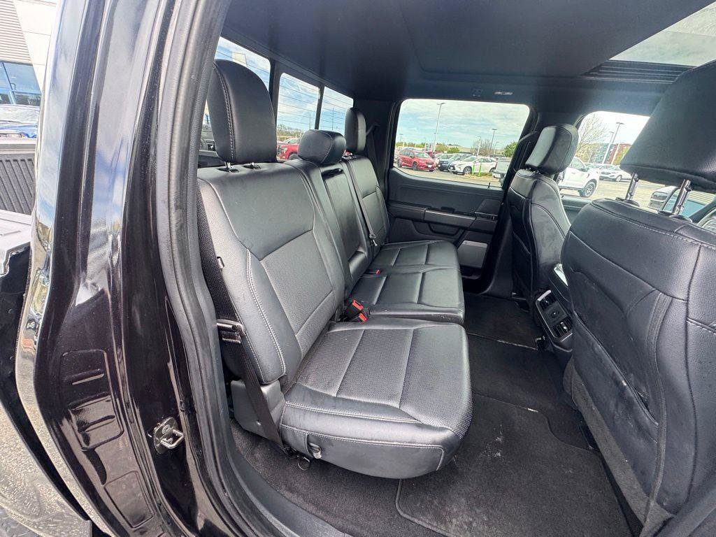 Used 2025 Ford F150 Lariat AWD/4WD image 32