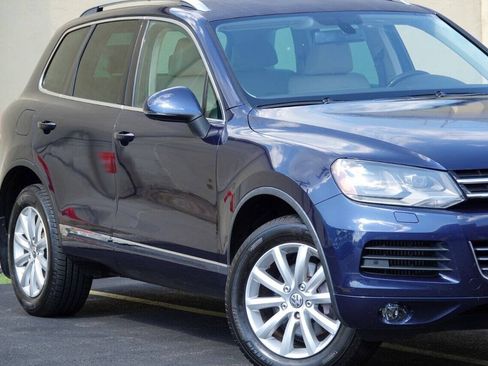 Used 2012 Volkswagen Touareg Sport AWD/4WD image 84