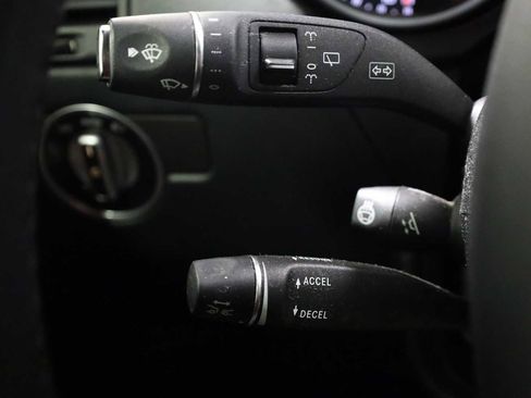 Used 2015 Mercedes-Benz G 63 AMG 4MATIC image 28