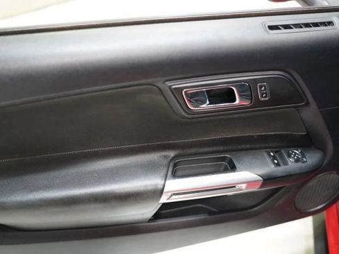 Used 2015 Ford Mustang GT RWD image 12