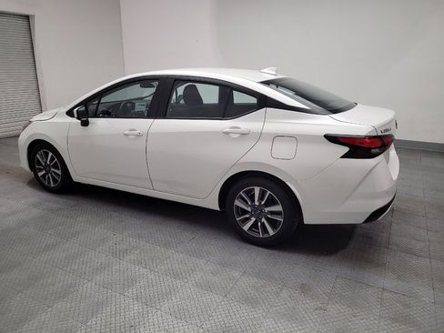 Used 2024 Nissan Versa SV FWD image 3