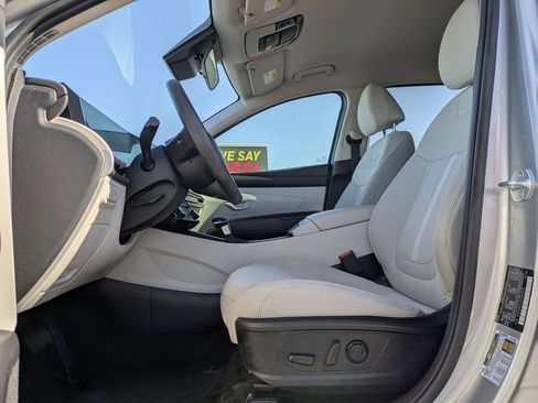 Certified 2025 Hyundai Tucson SEL FWD image 20