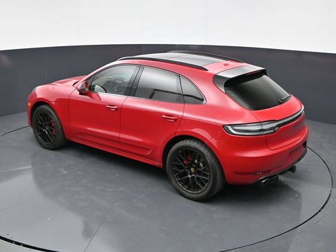Used 2021 Porsche Macan GTS w/ Sport Chrono Package AWD/4WD image 37