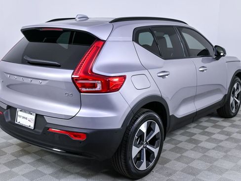 Used 2026 Volvo XC40 B4 Plus w/ Protection Package Premier image 28