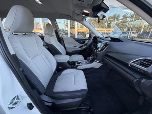 Used 2024 Subaru Forester image 11