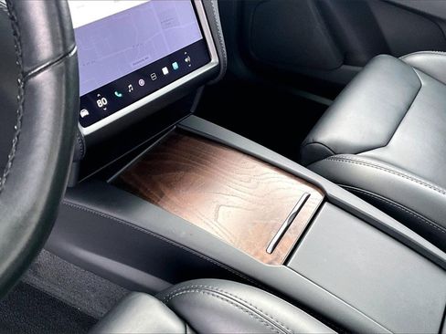 Used 2019 Tesla Model X 100D image 15