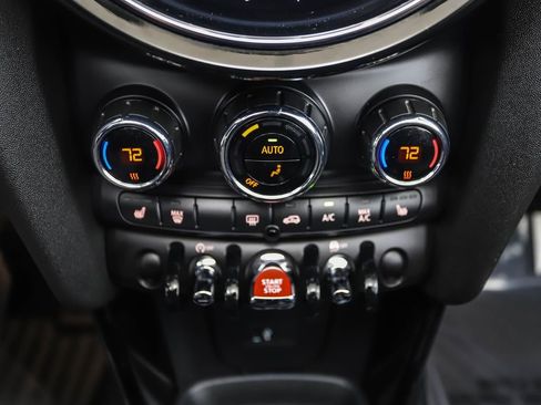 Used 2024 MINI Cooper Convertible image 19