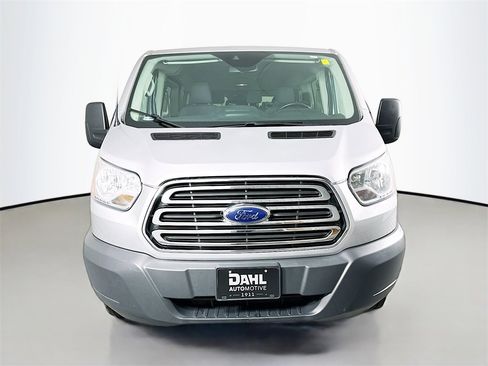 Used 2017 Ford Transit 350 XLT image 2