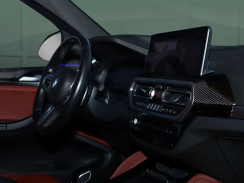 Used 2023 BMW X4 xDrive30i image 18