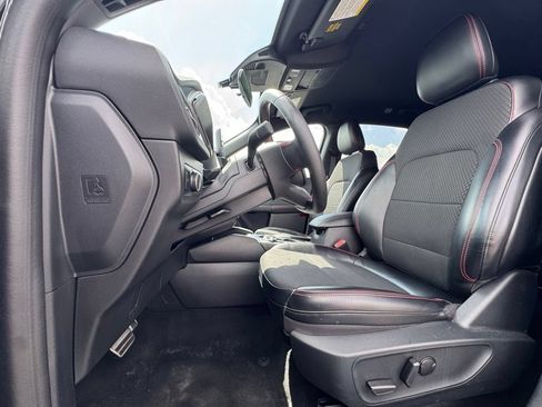 Used 2024 Ford Escape ST-Line FWD image 18