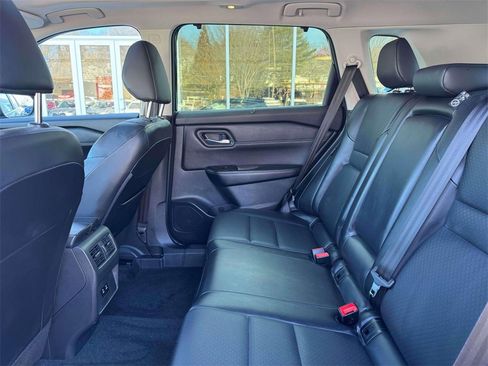 Certified 2024 Nissan Rogue SV w/ SV Premium Package image 12