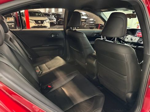 Used 2017 Honda Accord Sport Special Edition image 34