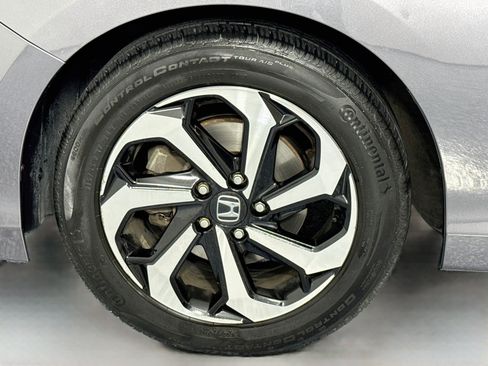 Certified 2017 Honda Accord EX-L image 31