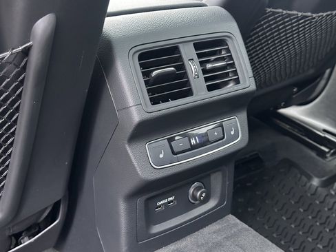 Used 2022 Audi Q5 2.0T Prestige image 23
