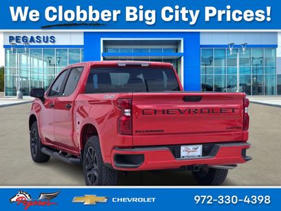 New 2025 Chevrolet Silverado 1500 Custom w/ LPO, Dark Essentials Package