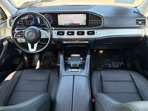 Used 2023 Mercedes-Benz GLS 450 4MATIC image 33