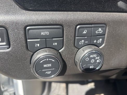 Used 2026 Chevrolet Silverado 1500 RST w/ Dark Appearance Package AWD/4WD image 13