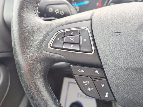 Used 2019 Ford Escape Titanium AWD/4WD image 26