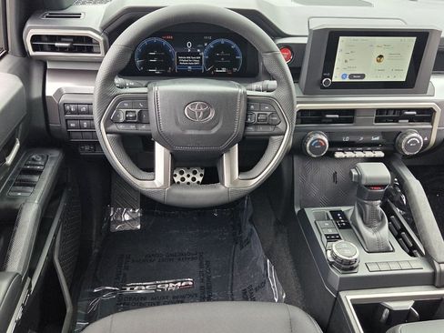 Used 2026 Toyota Tacoma TRD Sport image 11