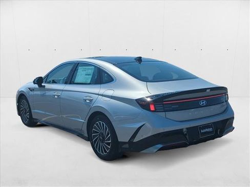 Certified 2024 Hyundai Sonata Limited image 10