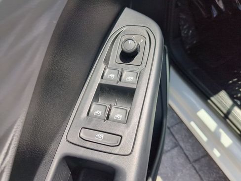 Certified 2023 Volkswagen Taos S FWD image 16