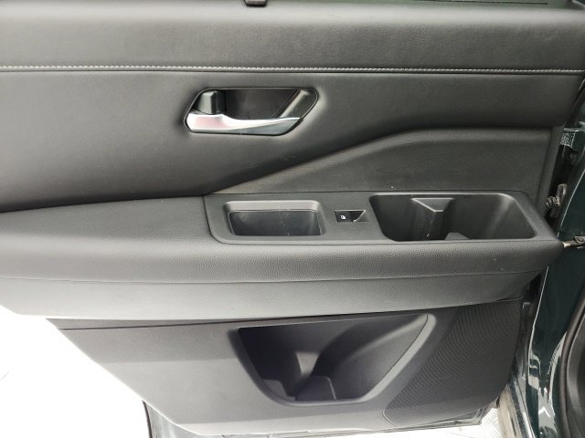 Used 2024 Nissan Pathfinder SL FWD image 22