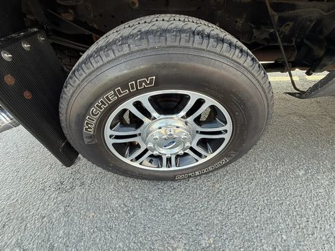 Used 2013 Ford F350 Lariat w/ Lariat Ultimate Pkg AWD/4WD image 19