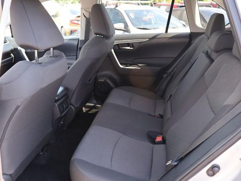 Used 2024 Toyota RAV4 XLE AWD/4WD image 10