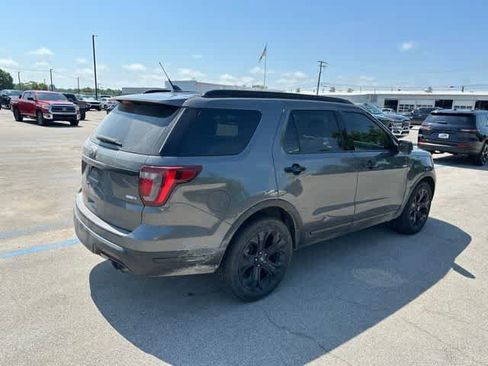 Used 2019 Ford Explorer Sport w/ Equipment Group 401A AWD/4WD image 24