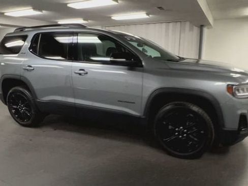 Certified 2023 GMC Acadia SLE w/ Driver Convenience Package FWD image 2