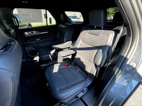 New 2026 Ford Explorer ST w/ Sun And Sound Package image 10