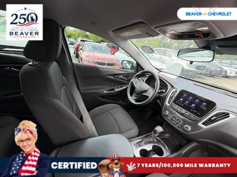 Used 2023 Chevrolet Malibu RS FWD image 25