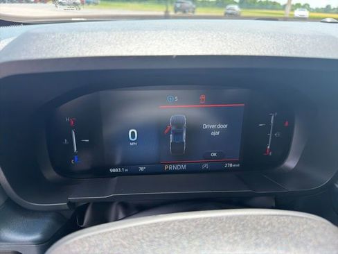 Used 2025 Ford Maverick Lobo AWD/4WD image 11