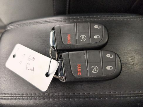 Used 2023 Jeep Compass Limited w/ Sun and Sound Group AWD/4WD image 16