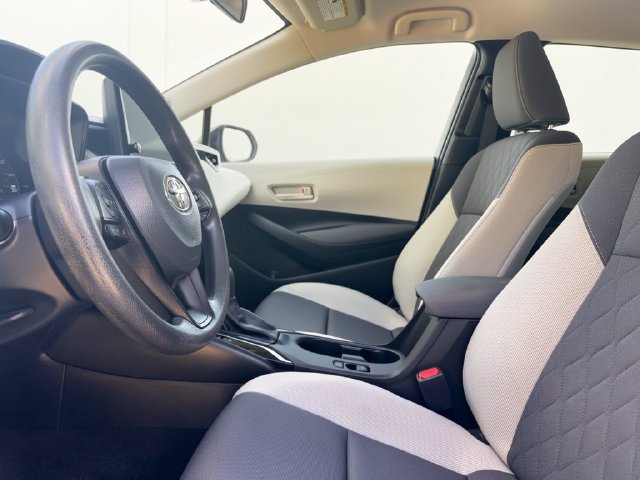 Used 2024 Toyota Corolla LE FWD image 16