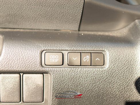 Used 2020 Lexus IS 300 F Sport w/ F Sport Package image 39