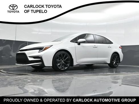 Used 2025 Toyota Corolla SE FWD image 43