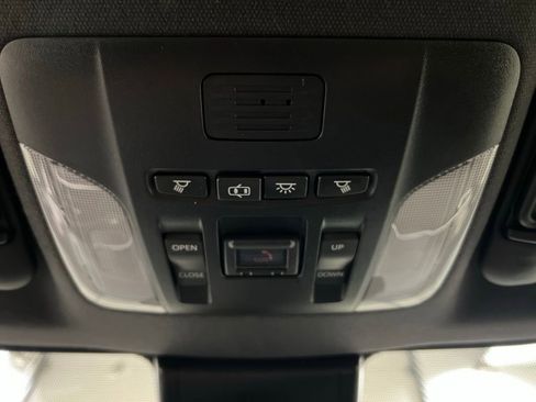 Used 2022 Toyota Corolla XSE FWD image 25