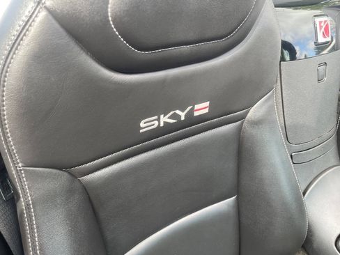 Used 2007 Saturn Sky Red Line RWD image 22