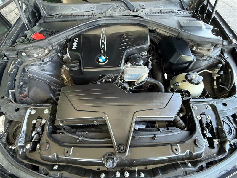 Used 2015 BMW 320i Sedan RWD image 35