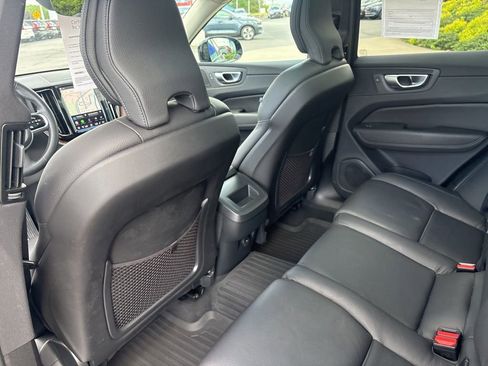 Certified 2024 Volvo XC60 B5 Plus AWD/4WD image 31