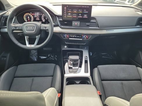 Certified 2024 Audi Q5 e Premium Plus w/ Premium Plus Package image 2