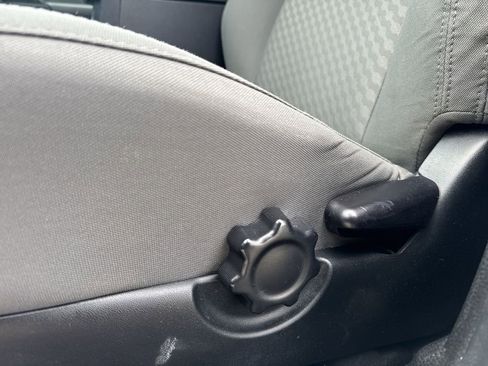 Used 2022 Toyota Tacoma SR5 RWD image 14